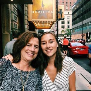 Meet your Posher, Laura